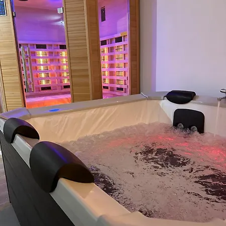 Luxury Oasis In Duomo شقة ميلان